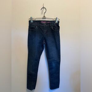 Place, girls youth dark blue skinny jeans with details buttons.